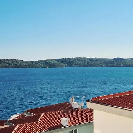 Apartment Deni * تروغير