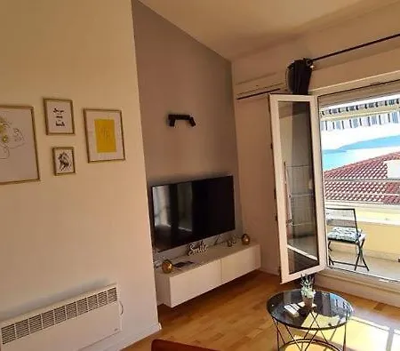 شقة Apartment Deni تروغير